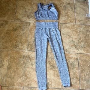 Gymshark leggings and sports bra set L bra M leggings